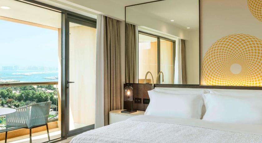 Image of Family 1-Bedroom Suite 1 King, 1 Twin, Executive Lounge Access, Afternoon Tea & Happy Hour, Airport Transfer from Dubai Airport 0