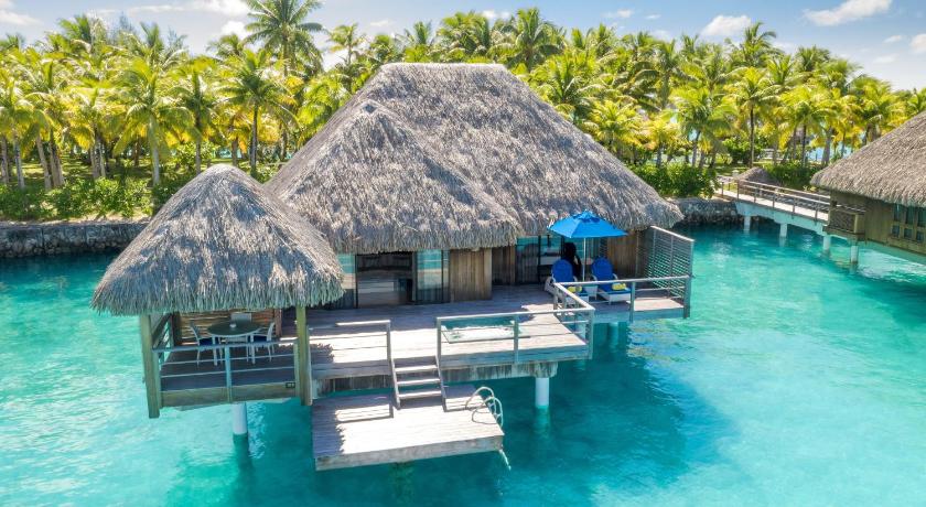 Image of Overwater Premier Villa with Whirlpool, Mt. Otemanu view 9