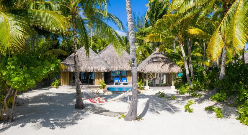 Image of Beachside Villa with Pool, Lagoon view 7