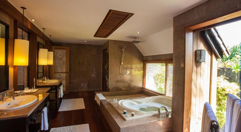 Image of Reefside Royal Garden Villa 2-Bedrooms with Pool, Ocean view 2