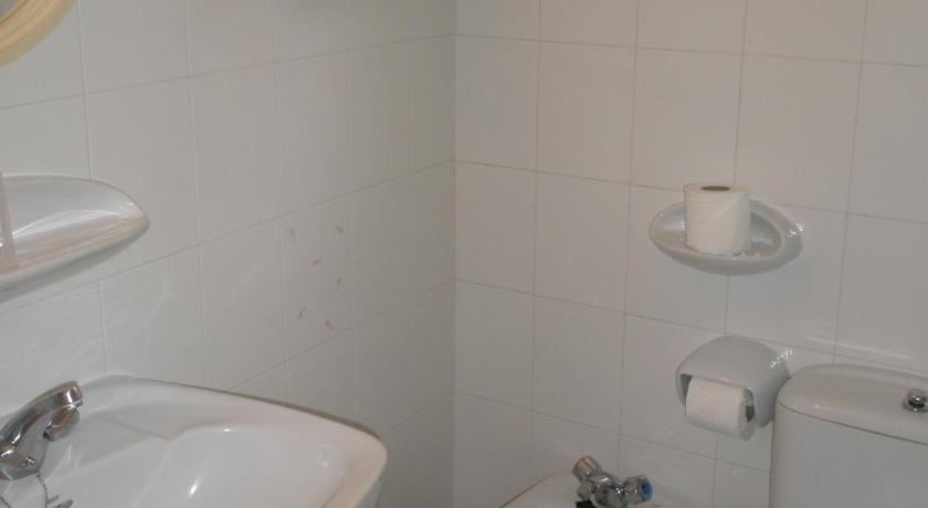 Hotel Mayna photo