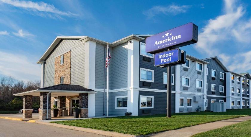 AmericInn by Wyndham Quincy photo