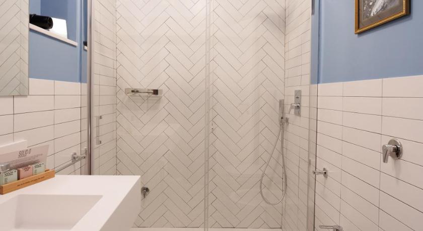 Image of Triple Room 5