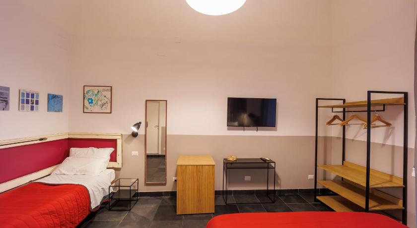 Image of Triple Room 6