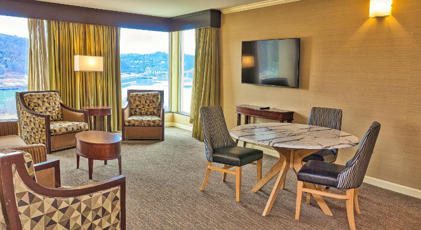 صورة جناح غرفة واحدة بسريرين مزدوجين (One Bedroom Suite 2 Double Bedss) 1