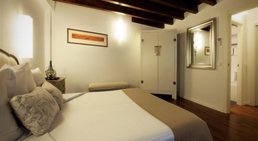 Image of Two-Bedroom Apartment with Terrace 17