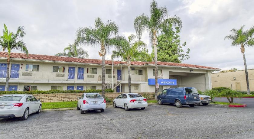 Motel 6-Chino, CA - Los Angeles Area