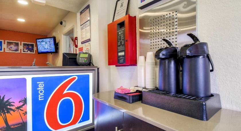 Motel 6-Chino, CA - Los Angeles Area