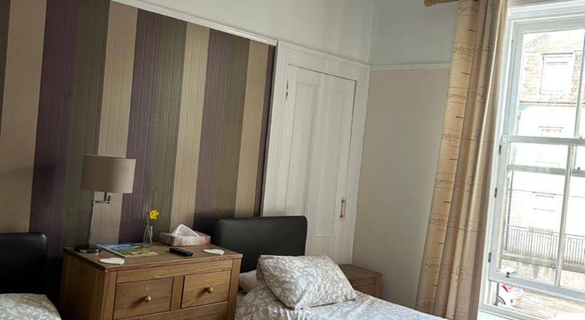 Roselodge Guest House