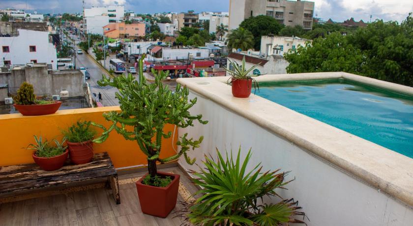 Hotel Eleven by BFH – Playa del Carmen, TX