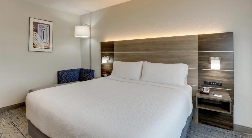 Holiday Inn Express Kenner New Orleans Airport photo