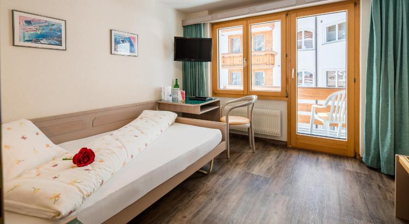 Hotel Kristall-Saphir Superior photo