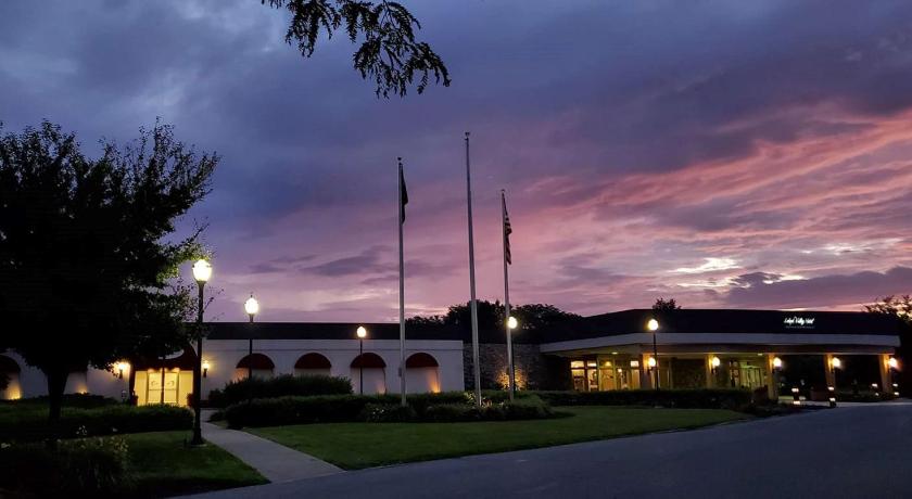 SureStay Plus Hotel by Best Western Lehigh Valley photo