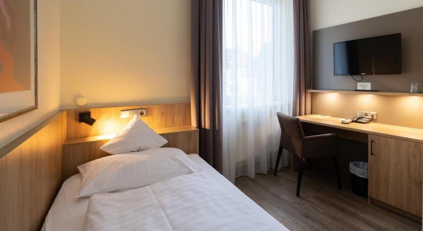 Hotel Niedersachsischer Hof photo