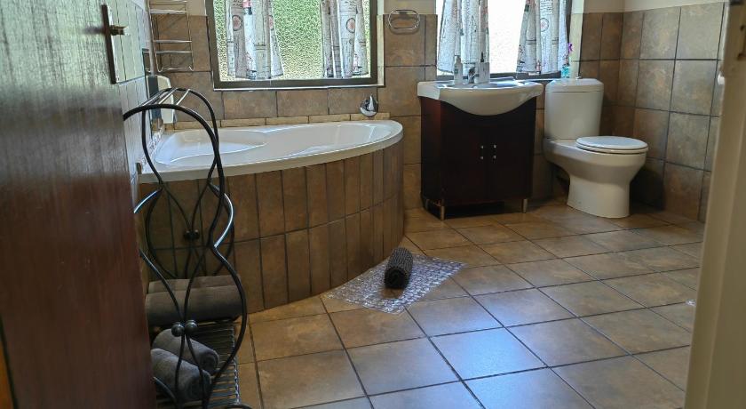 Mountain Valley Stay - UNIT 4 photo