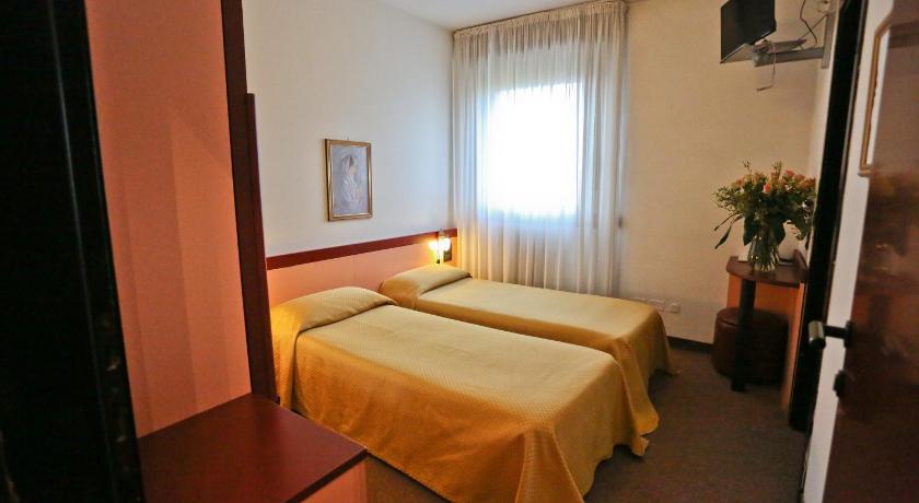 Hotel Due Ragni