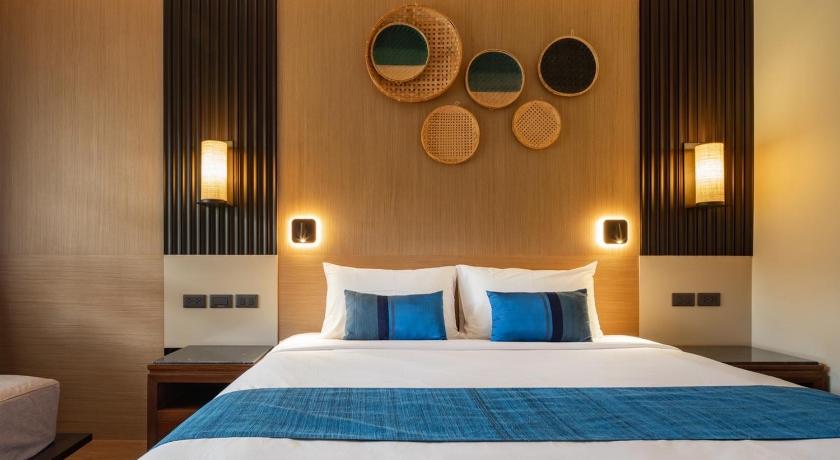 Image of Deluxe King Room 7