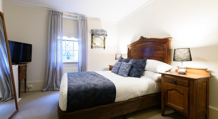 The Albert Guest House and Mills Spa Suites photo