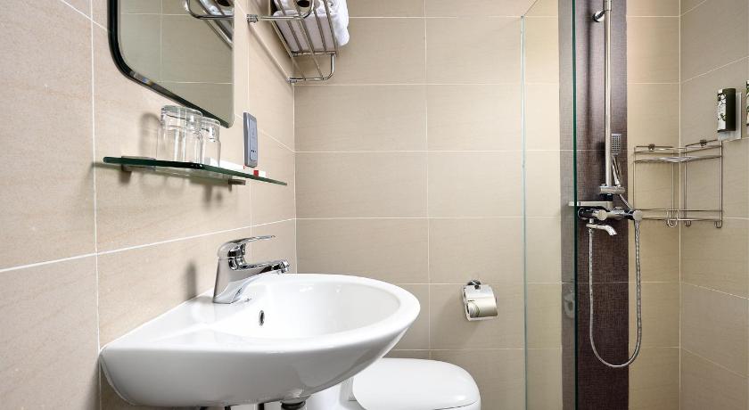 Image of Three-Bedroom Apartment 2