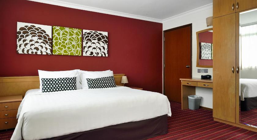 Image of Three-Bedroom Apartment 4