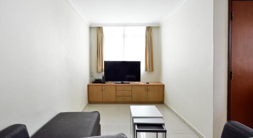 Image of Three-Bedroom Apartment 11