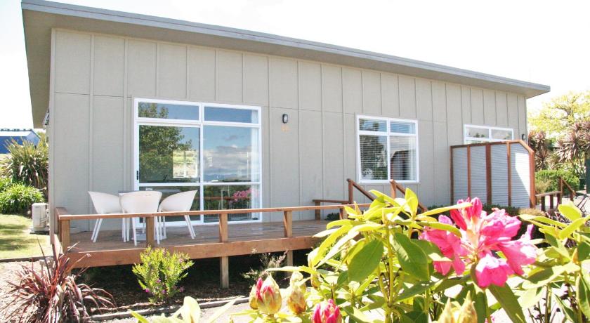 Image of Deluxe Three-Bedroom Chalet 1