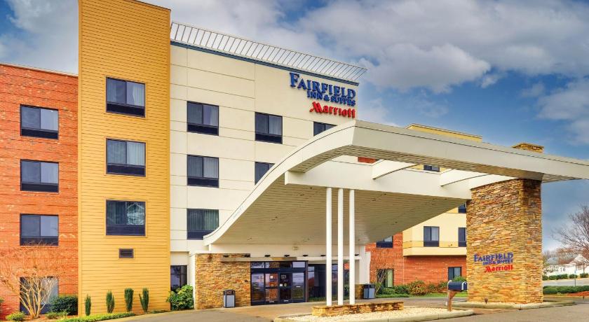 Fairfield Inn & Suites Dunn I-95 photo