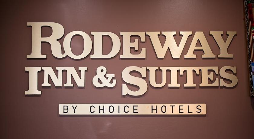 Rodeway Inn & Suites photo