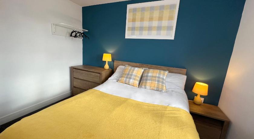 Cross Court, Stafford by BELL Apartments photo