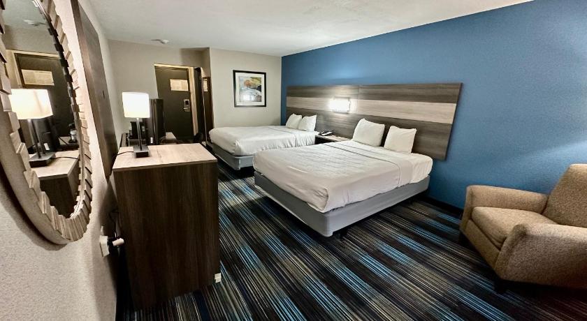 Baymont by Wyndham Kansas City KU Medical Center photo