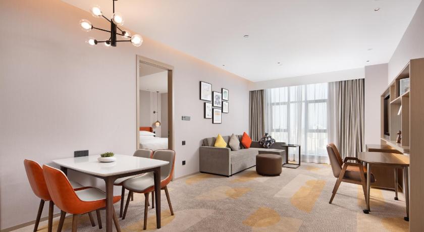 Home2 Suites by Hilton Shenzhen Dalang - image 41