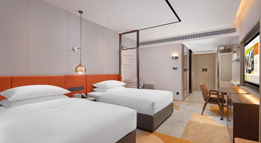 Home2 Suites by Hilton Shenzhen Dalang - image 50