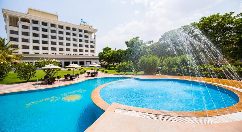 Sun N Sand Shirdi Hotel photo