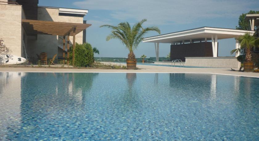Apolonia Resort Apartments — Hotel in Sozopol