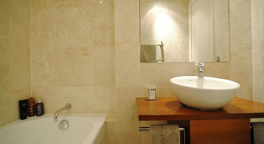 Champs Elysees Homestay photo