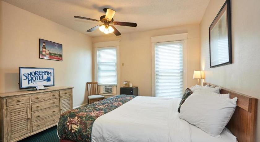 Shoreham Oceanfront Hotel photo