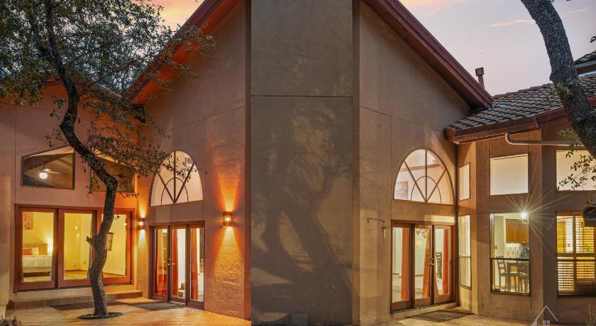 サンアントニオ Villa Española (Villa Espanola) 4つ星 宿泊施設 外観