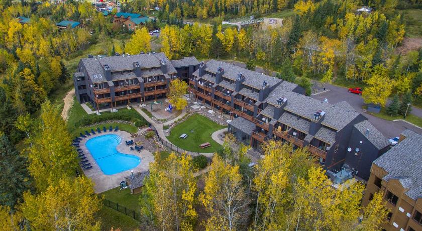 Caribou Highlands Lodge