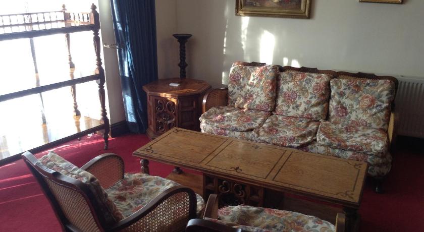 The Crown Hotel