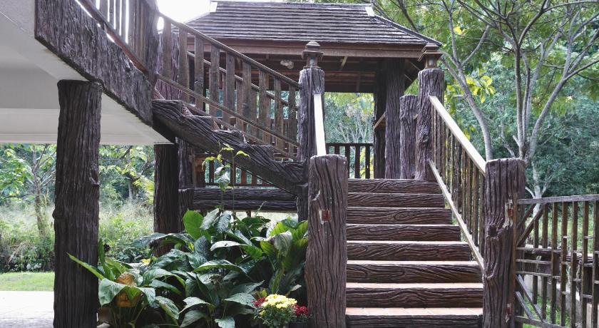 LANNA HOUSE บ้านลานนา เชียงดาว photo