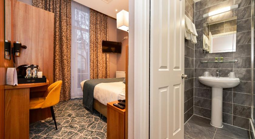 Image of Double Room 2