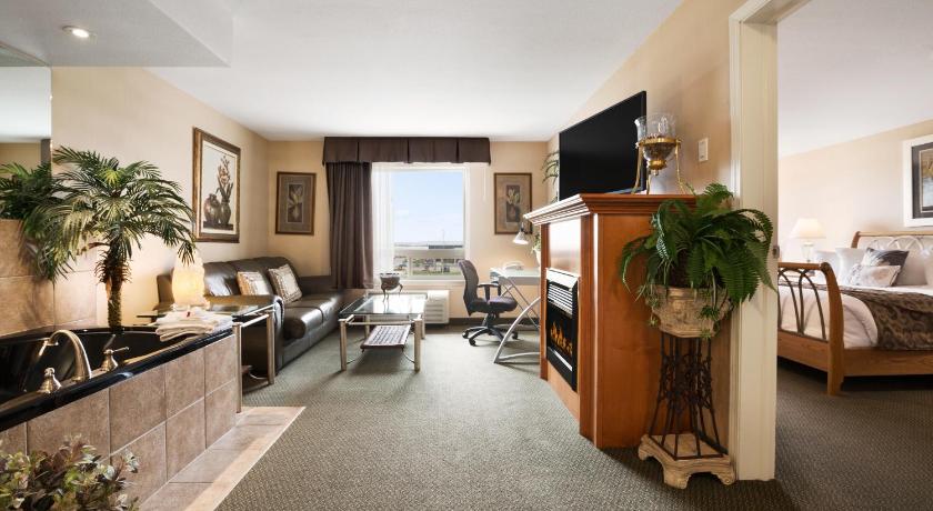 Ramada by Wyndham Clairmont/Grande Prairie