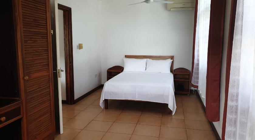 Image of Apartment with Balcony 11