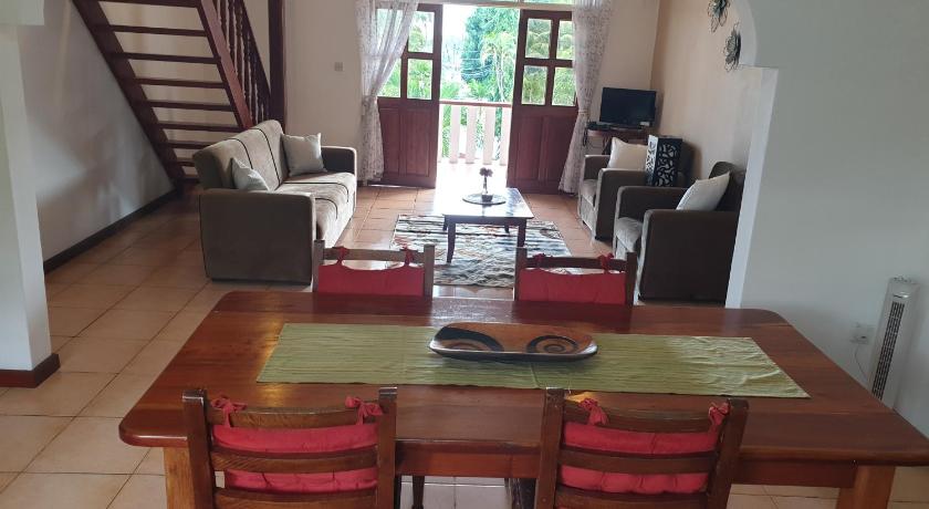 Image of Apartment with Balcony 4