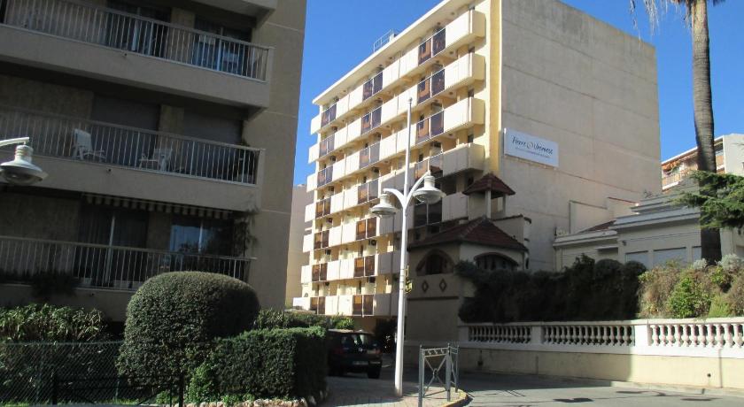 Appartement Promenade des Bains - image 18