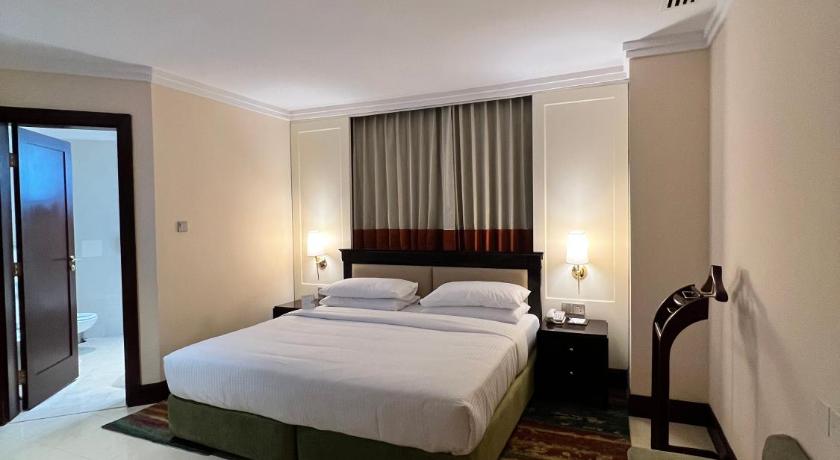Image of Luxury Suite 4