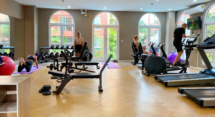 Cozy Condo in Pattaya, 750 meters from Beach, Big Swimming Pool, FREE- Wi-Fi, SAUNA & FITNESS, Recom photo
