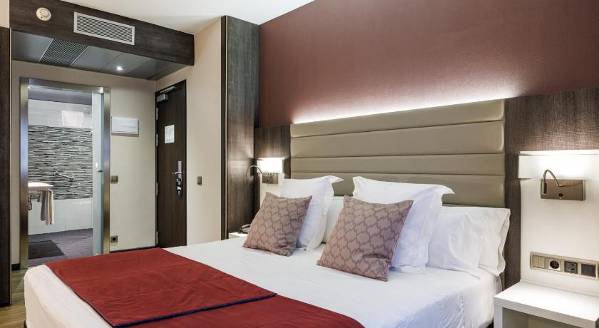 Фото: Небольшой номер на нулевом этаже для 3 человек (Ground Floor Small Room for 3 People) 5