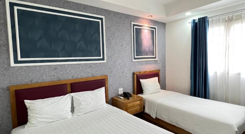 Holiday Suites Hotel & Spa – Hanoi, NY