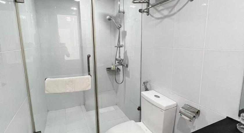 Holiday Suites Hotel & Spa photo